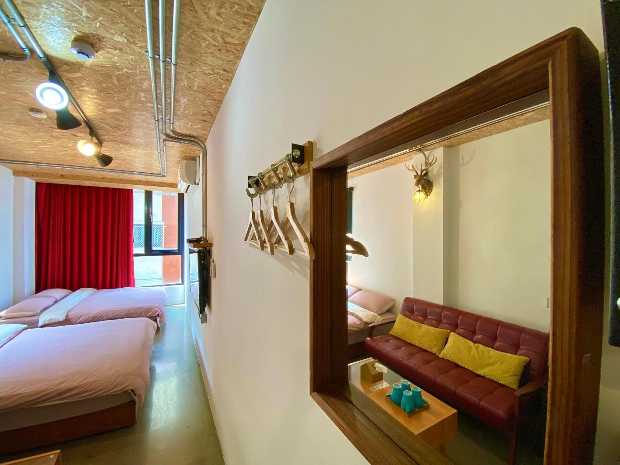 K. Gold Taichung Quarto foto